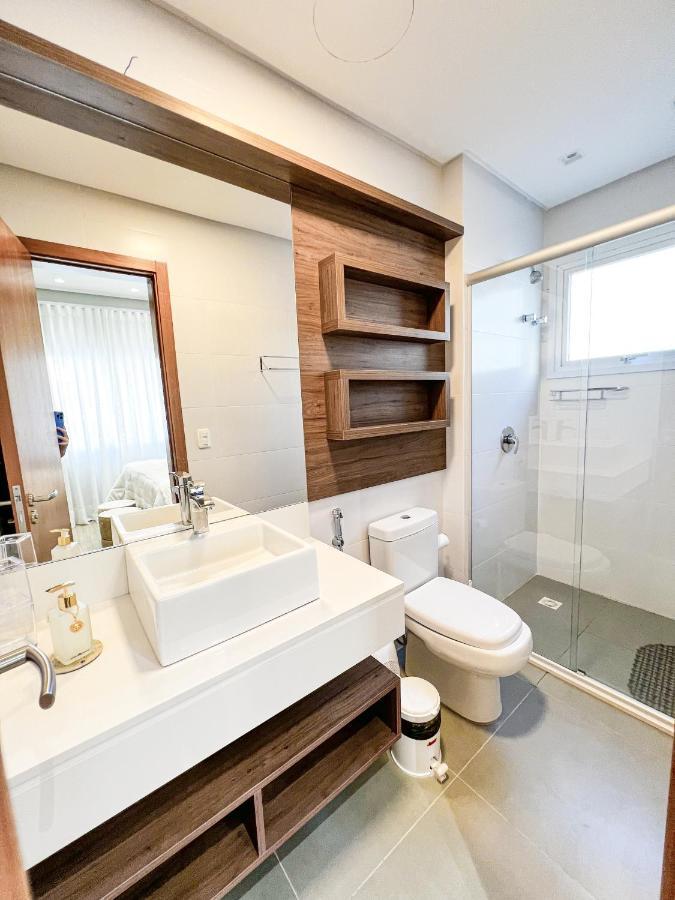 Apto Moderno Com Lareira, Piscina Aquecida E Infra Completo Em Apartamento *
