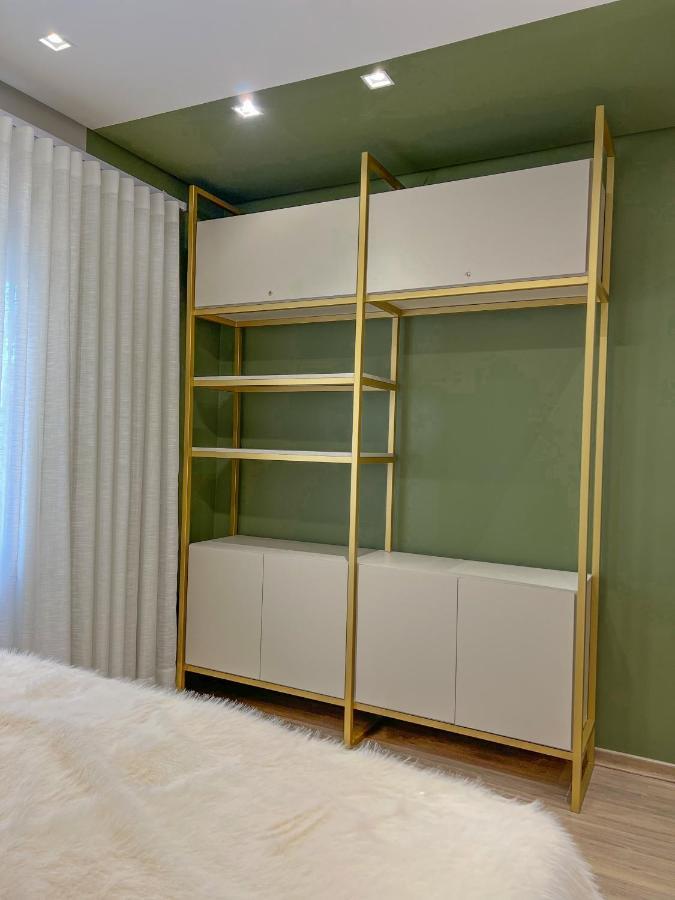 Apartamento Apto Moderno Com Lareira, Piscina Aquecida E Infra Completo Em