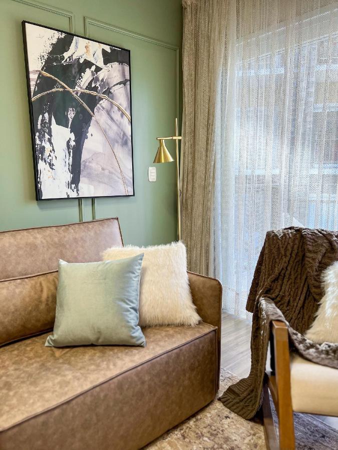 Apartamento Apto Moderno Com Lareira, Piscina Aquecida E Infra Completo Em *